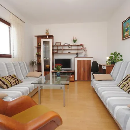 Appartement Ezgety *